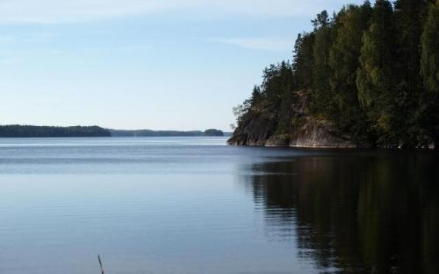 Kuoreksenniemi Villas & Lakehouse