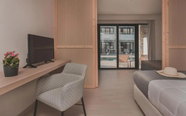 Cavo Suites