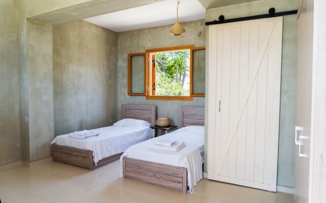 Exoristoi Nature Suites