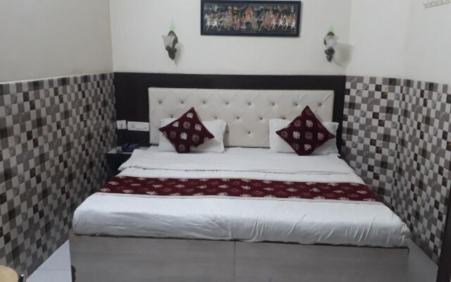 Fabhotel Sarwan