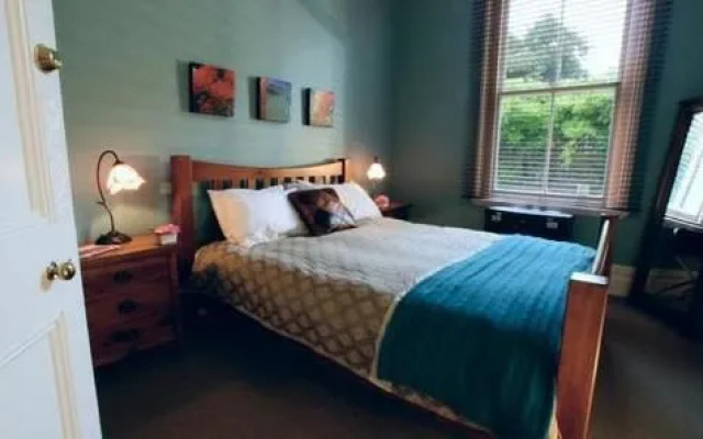 Pomeroy's on Kilmore