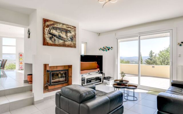 Holiday Home Villa Les Toscanes