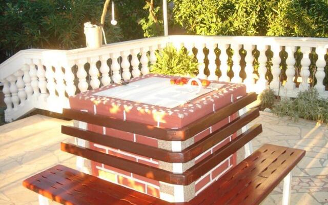 Romantic Apartment With Sea View Vinišće, Dalmatia