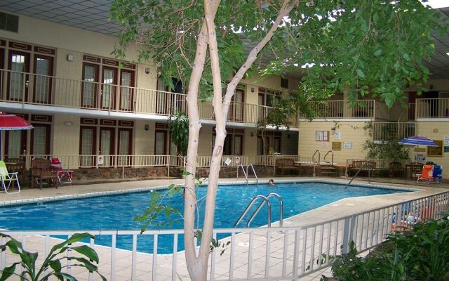 Seasons Inn and Suites