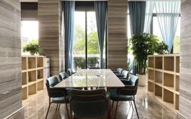 Kyriad Marvelous Hotel （Chongqing North Railway Station）