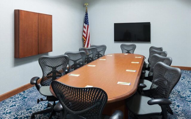 Hilton Garden Inn Lake Forest Mettawa