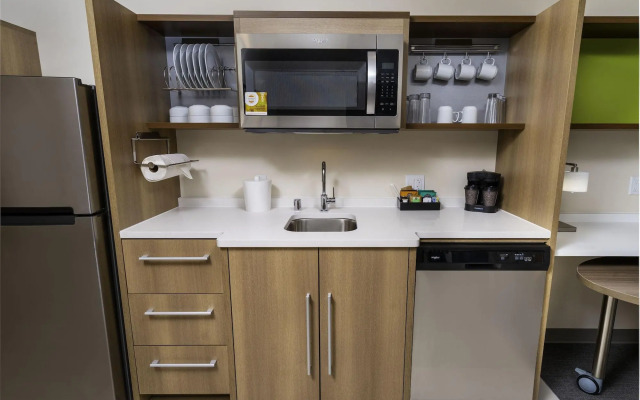 Home2 Suites by Hilton Bakersfield