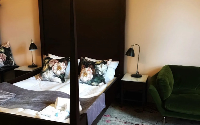 First Hotel & Suites Oslo West