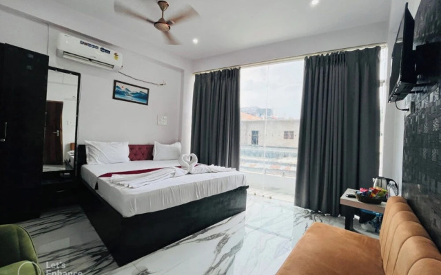 Hotel Vinayak Grand Varanasi
