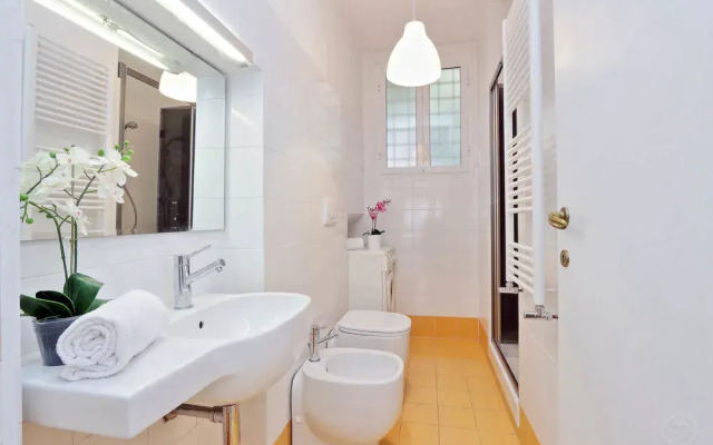 Vatican - WR Apartments