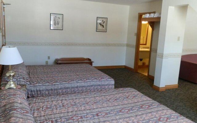 Hopewell Rocks Motel & Country Inn