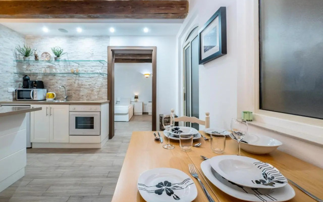 Valletta Main Street Apartment DELUXE