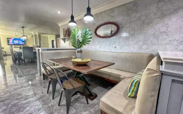 Villa Isabella Discovery Bay