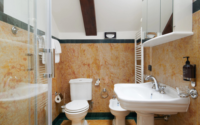 Charles Bridge Palace