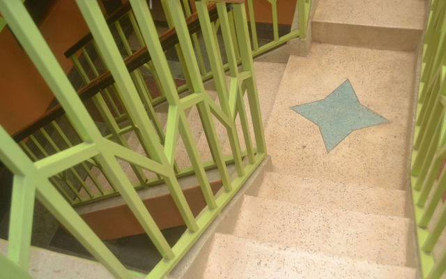 Location Plaza Restaurant