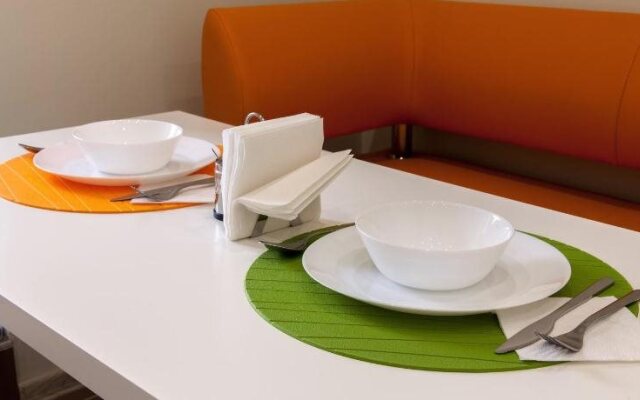 Апартаменты на Перелета 32