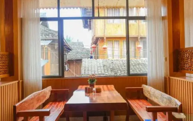 Longji terraced fields and a villa