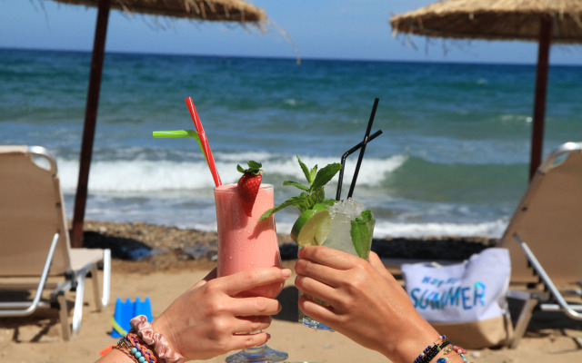 Dedalos Beach Hotel