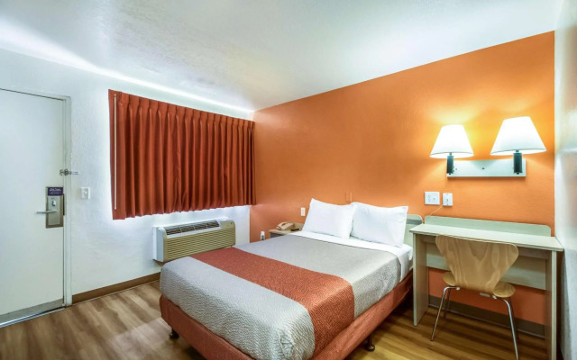 Motel 6 Youngtown, AZ - Phoenix - Sun City