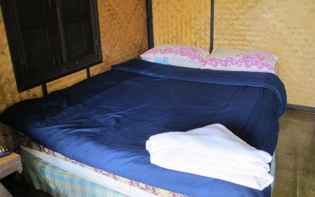 Pho Rak Nah Pai Hotel
