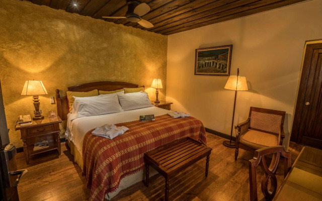 Porta Hotel Antigua