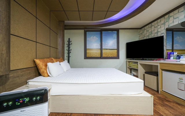 Busan Oncheonjang Victoria