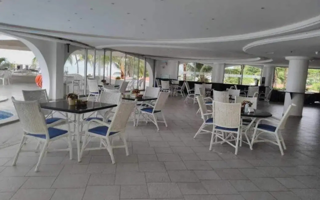 Maria Farinha Praia Hotel