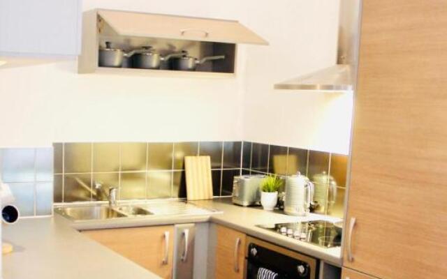 Smart 1 Bedroom City Centre Apartment