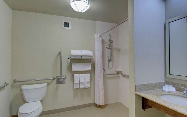 Hilton Garden Inn Norwalk