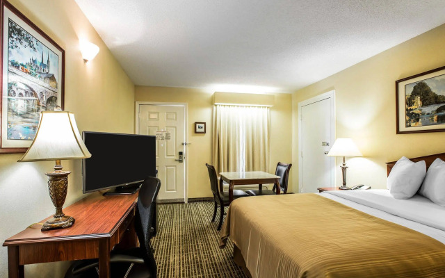 Quality Inn Bessemer I-20 exit 108