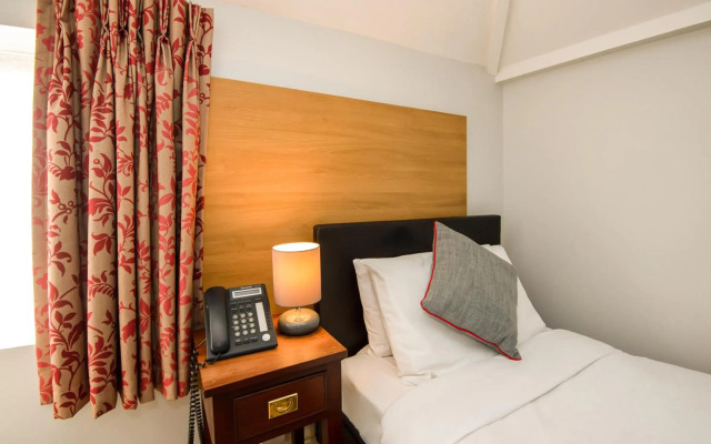 The Regency, Clifton Bristol by Belvilla