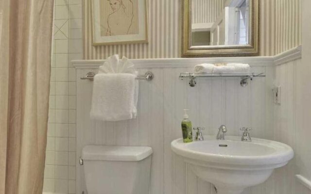 Amelia Home by Avantstay In Historic Old Town w/ Pool