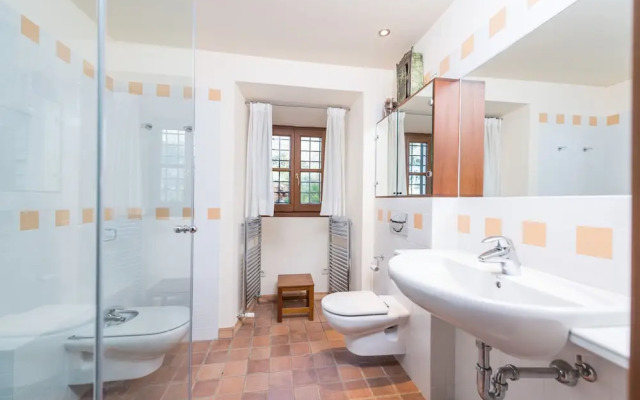 Rafal Pai in Art With 6 Bedrooms and 6 Bathrooms