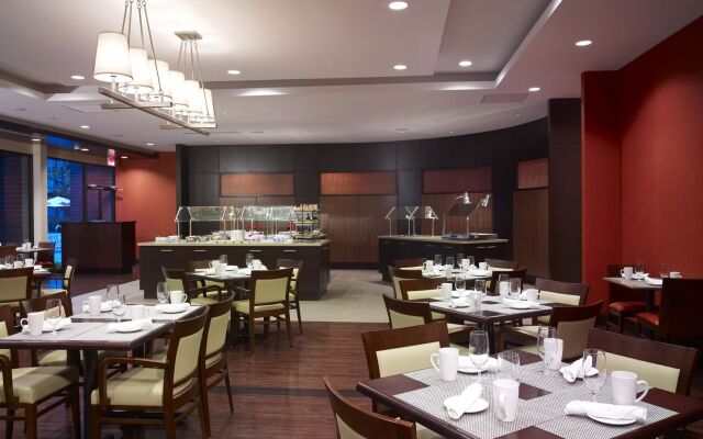 Sheraton Vancouver Airport Hotel