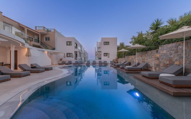 Mika Villas & Suites