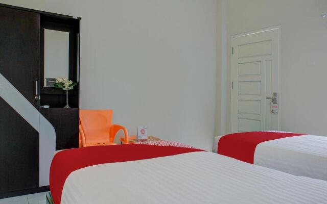 OYO 3266 Alifah Residence Syariah