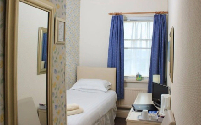 Virginia House Hotel
