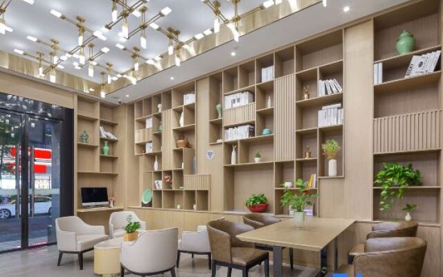 Starway Hotel (Hangzhou Yipeng Shopping Mall)