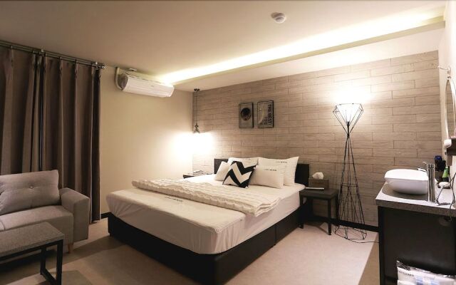 Hotel Idea Gupo