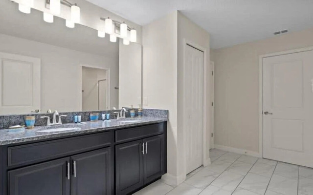 Coastal Paradise 8BR Disney Villa