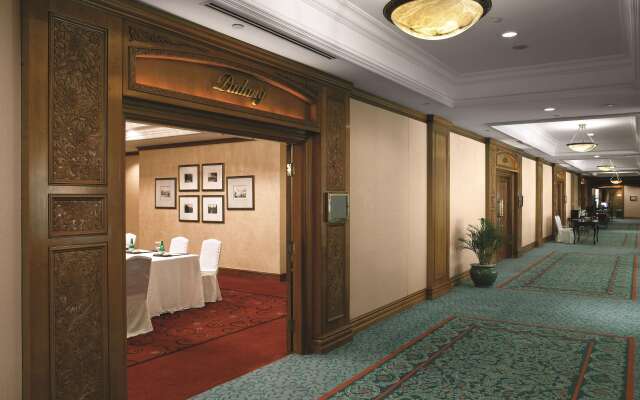 Отель Shangri-La Jakarta