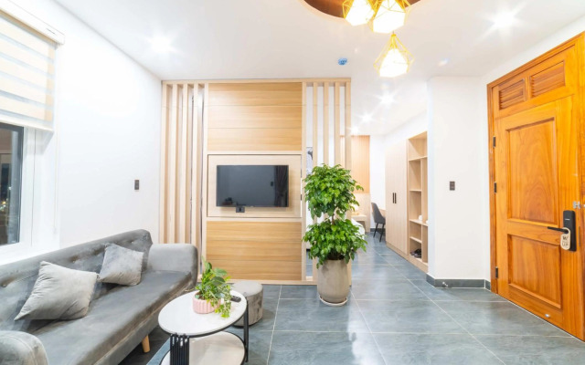 Quốc Khánh Condotel