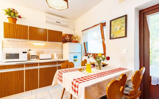 Sea View Apartment With Terrase Vl