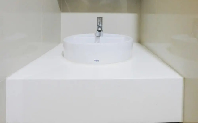 Minimalist Studio Tree Park Apartment near ICE BSD