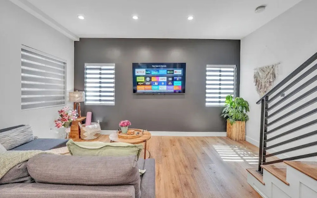 Luxe Townhome | Newly-Built
