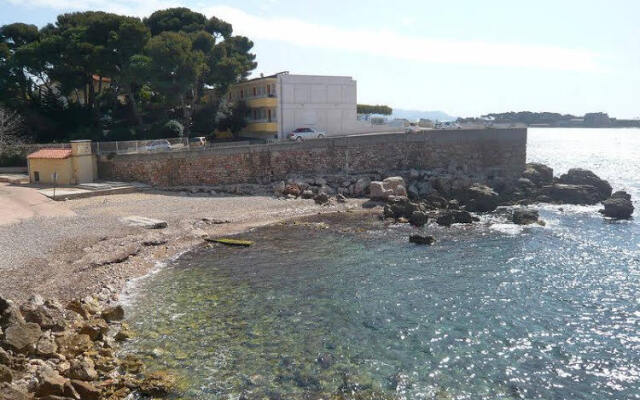 Residence Rene Cros I