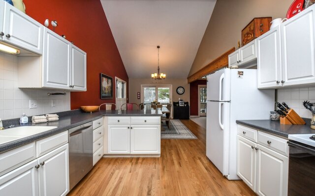 Million Dollar View 4 Bedroom House