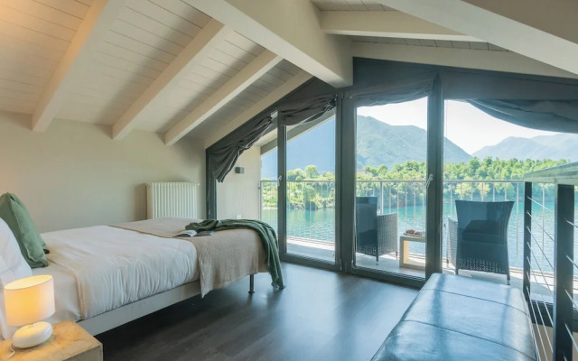Mulino Vista Lake by Rent all Como