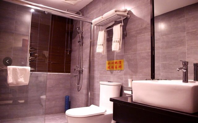 Hongsheng Hotel - Shehong