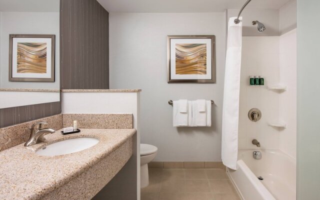 Courtyard Edmonton West